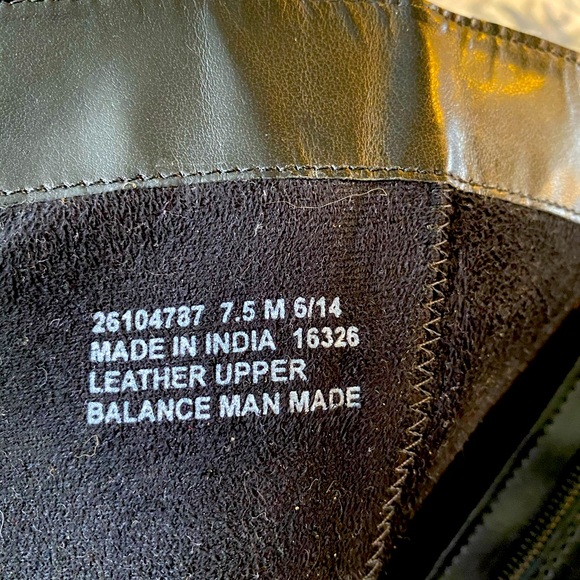 Clarks tall black boot - Picture 3 of 6